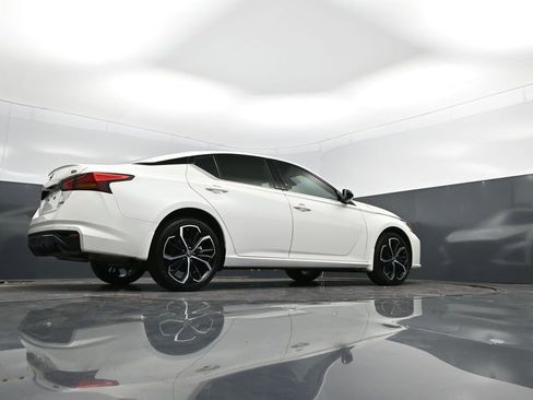 Used 2024 Nissan Altima 2.5 SR image 43