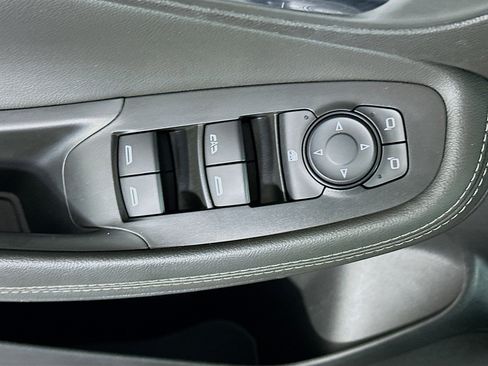 Used 2025 Buick Encore GX Preferred image 15