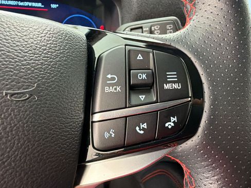 Certified 2025 Ford Explorer ST-Line w/ ST-Line Street Pack AWD/4WD image 18