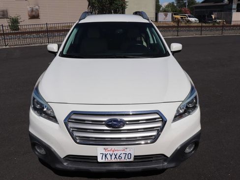 Used 2015 Subaru Outback 2.5i Premium w/ Popular Package #2 AWD/4WD image 2