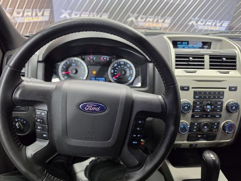 Used 2011 Ford Escape XLT FWD image 12