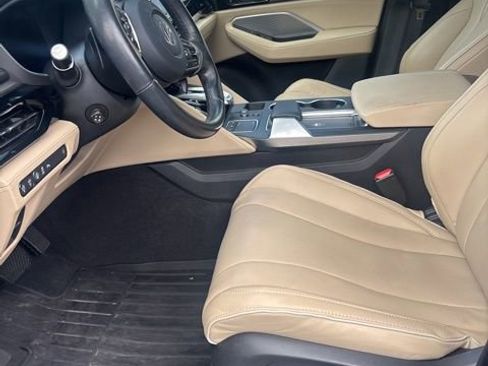 Used 2023 Acura MDX SH-AWD w/ Advance Package image 3