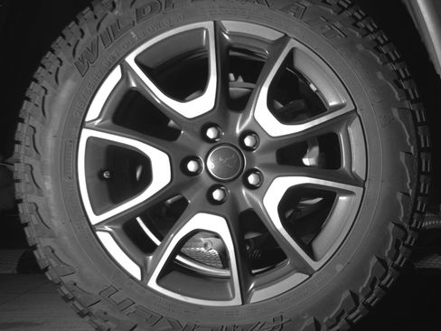 Used 2025 Jeep Compass Trailhawk AWD/4WD image 15