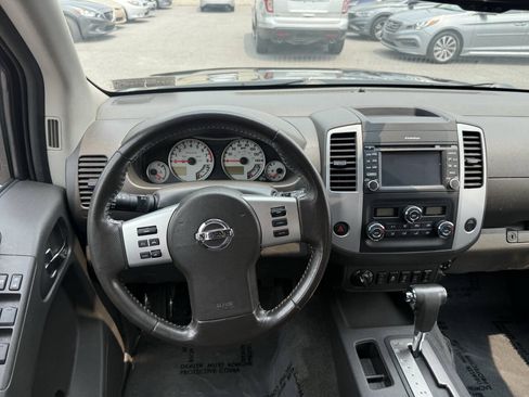 Used 2018 Nissan Frontier PRO-4X AWD/4WD image 14