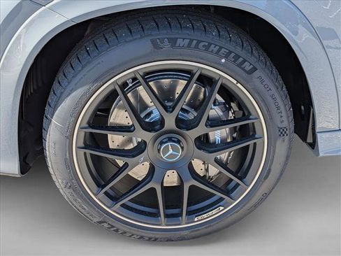 New 2026 Mercedes-Benz GLE 53 AMG 4MATIC image 9