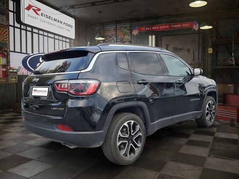 Used 2022 Jeep Compass Limited image 4