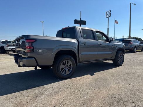 New 2026 Nissan Frontier SV w/ Tow Package image 5