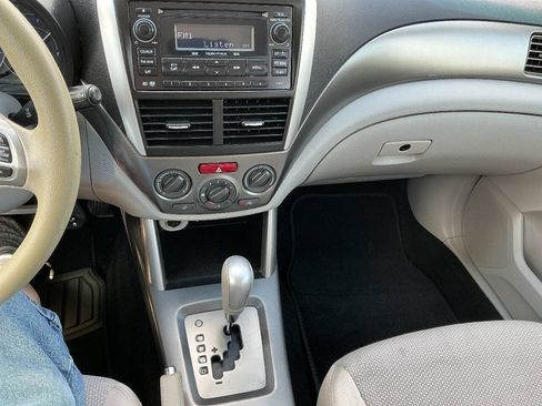 Used 2013 Subaru Forester 2.5X AWD/4WD image 32