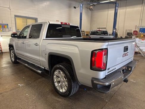 Used 2016 GMC Sierra 1500 SLT w/ SLT Premium Package image 4