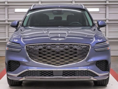 Certified 2026 Genesis GV70 2.5T AWD/4WD image 4