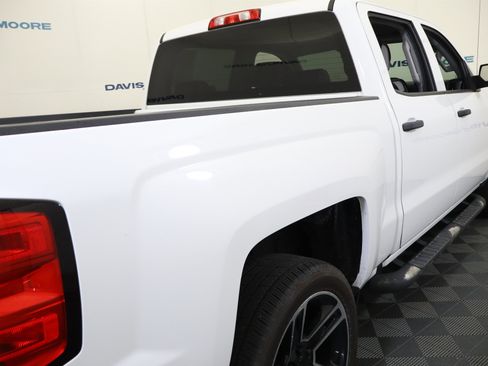 Used 2018 Chevrolet Silverado 1500 Custom w/ LPO, Black Pack AWD/4WD image 7