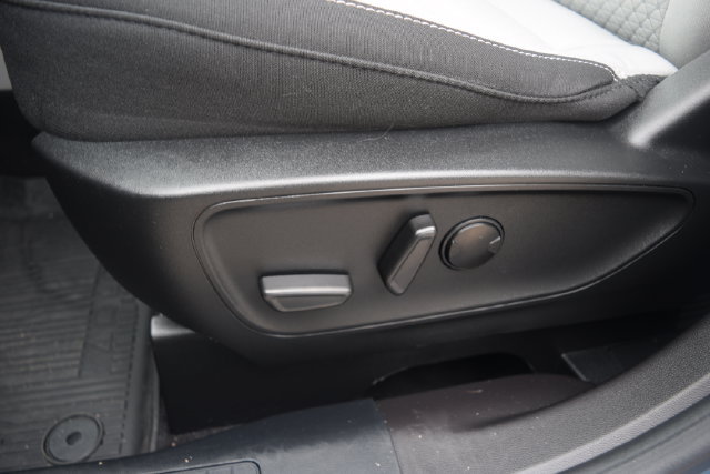 Used 2023 Ford Escape Active w/ Tech Pack #2 AWD/4WD image 19