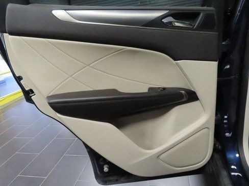 Used 2017 Lincoln MKC Premiere FWD image 35