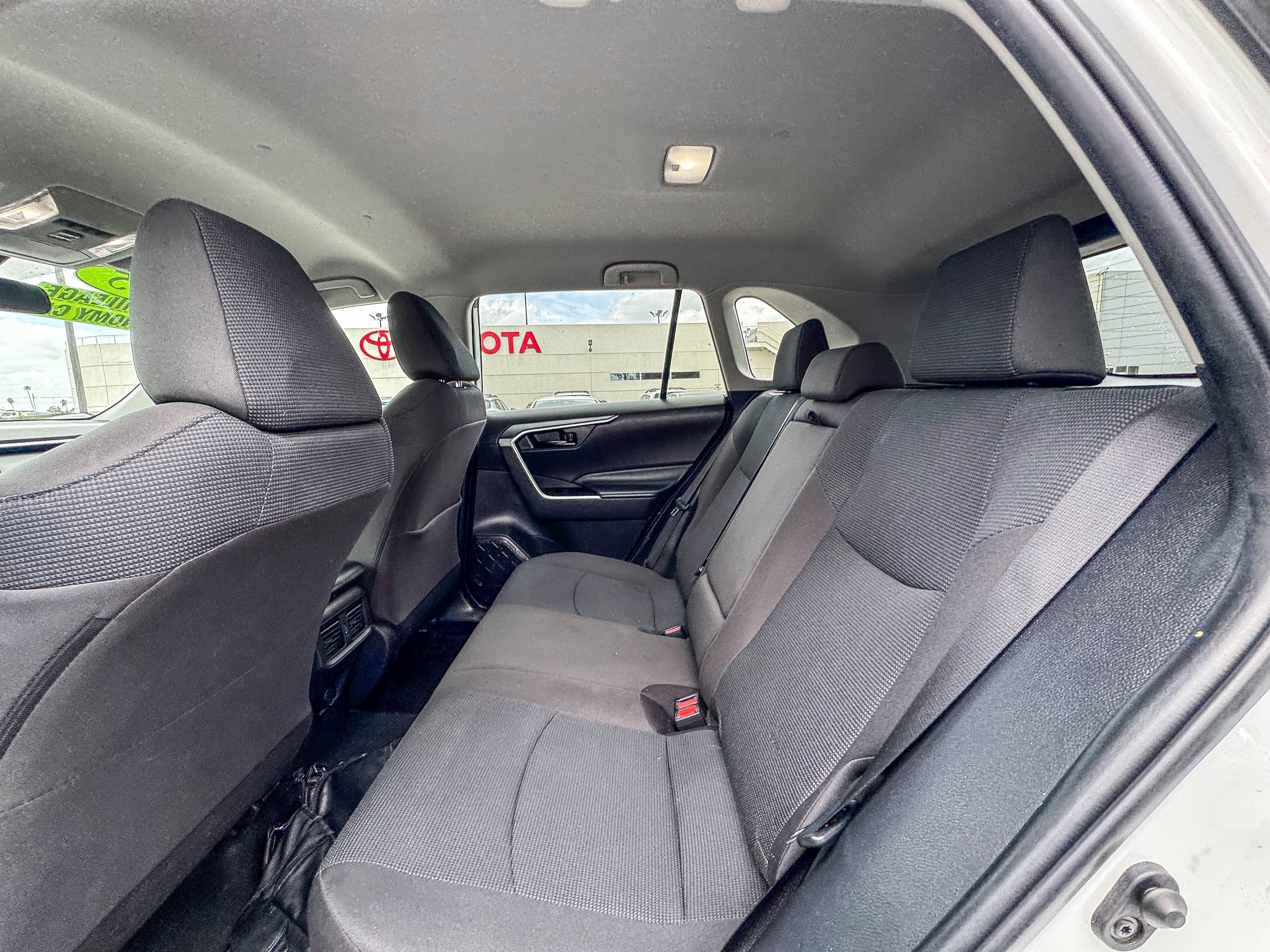 Used 2025 Toyota RAV4 LE AWD/4WD image 18