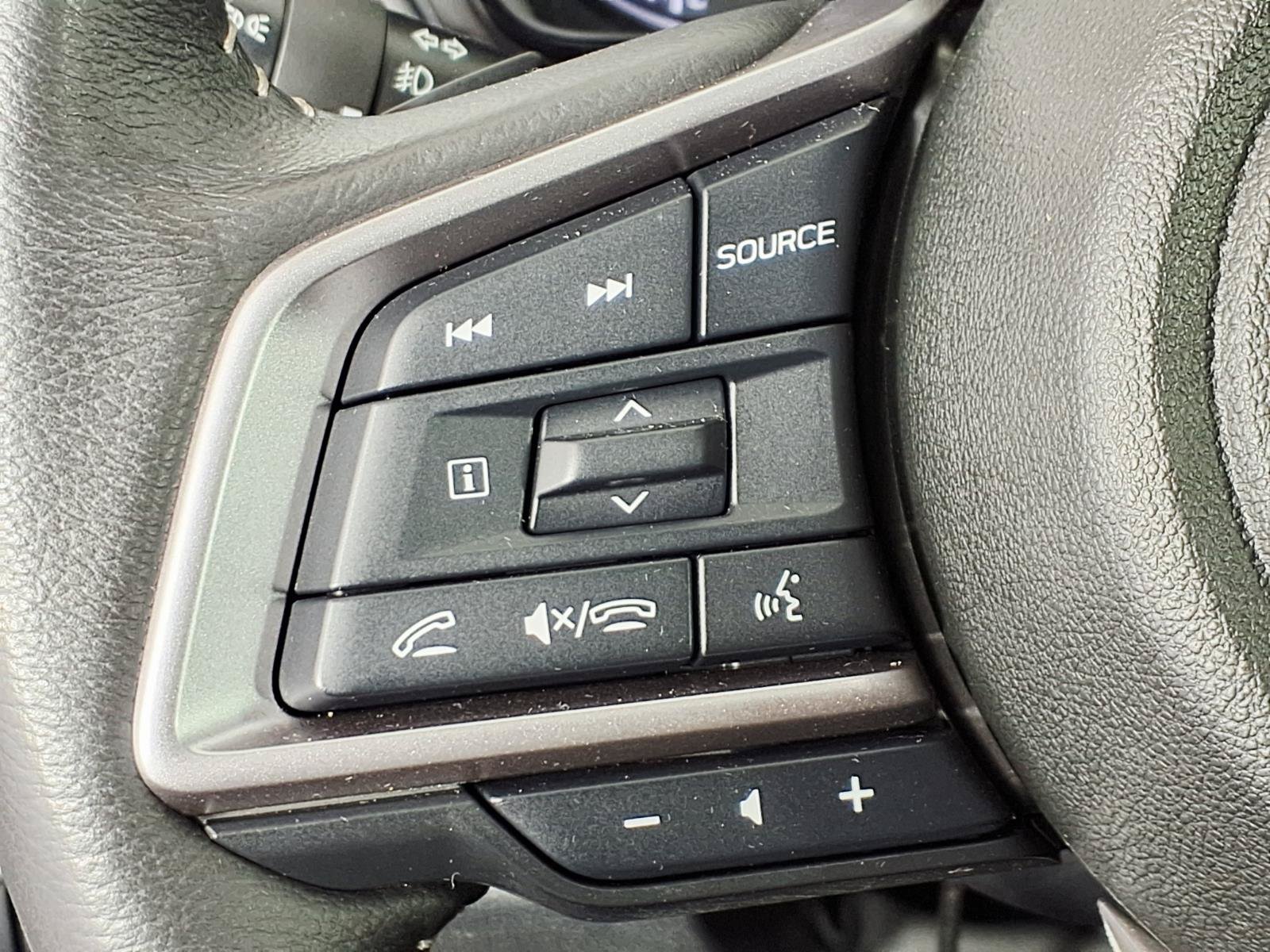 Used 2025 Subaru Outback Premium w/ Popular Package #1A AWD/4WD image 17