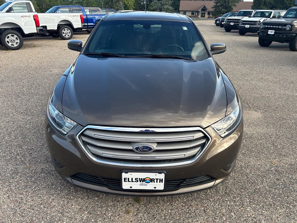 Used 2016 Ford Taurus SEL FWD image 2