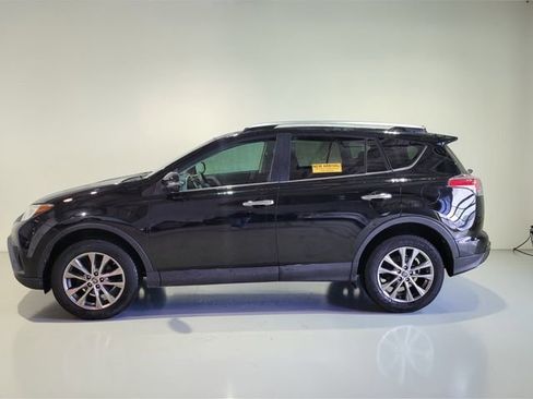 Used 2017 Toyota RAV4 Limited w/ Advanced Technology Package image 18