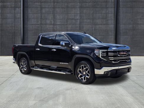 Used 2024 GMC Sierra 1500 SLT w/ SLT Premium Plus Package AWD/4WD image 3