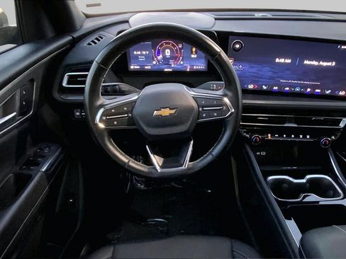 Used 2026 Chevrolet Traverse LT AWD/4WD image 6
