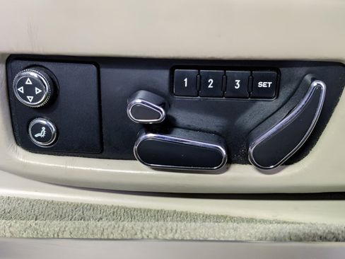 Used 2005 Bentley Continental GT image 29