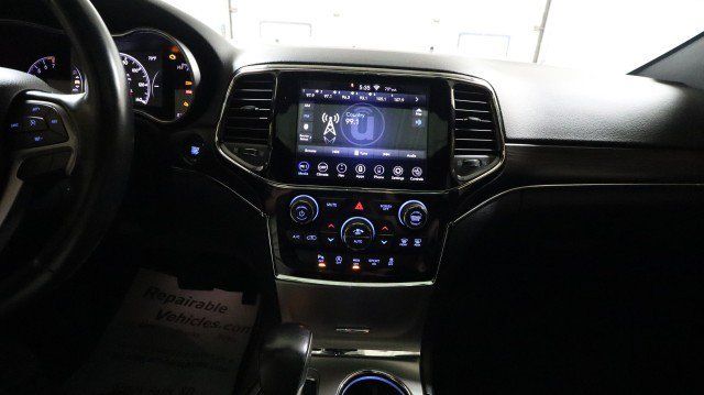 Used 2020 Jeep Grand Cherokee Limited AWD/4WD image 13