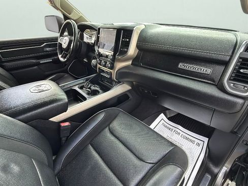 Used 2019 RAM 1500 Laramie image 32