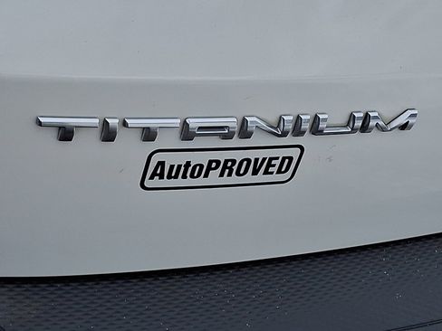 Used 2020 Ford Escape Titanium image 29