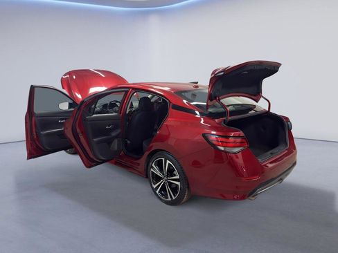 Used 2021 Nissan Sentra SR image 11