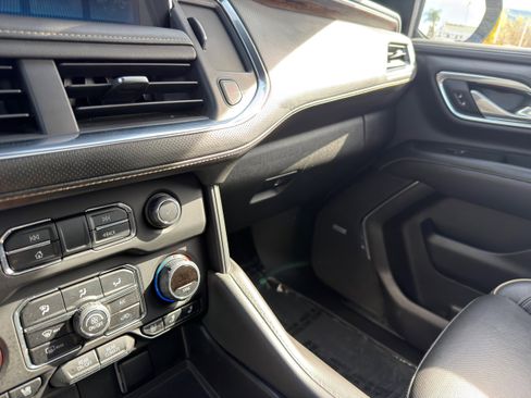 Used 2023 Chevrolet Tahoe Premier image 36