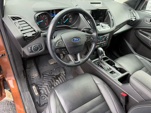 Used 2017 Ford Escape Titanium image 11