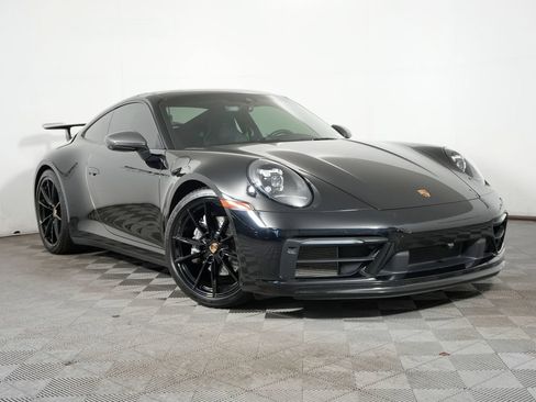 Certified 2024 Porsche 911 Carrera image 9