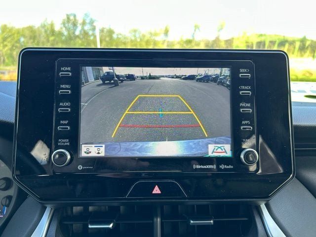 Used 2022 Toyota Venza LE AWD/4WD image 24