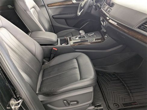 Used 2019 Audi Q5 2.0T Premium image 34