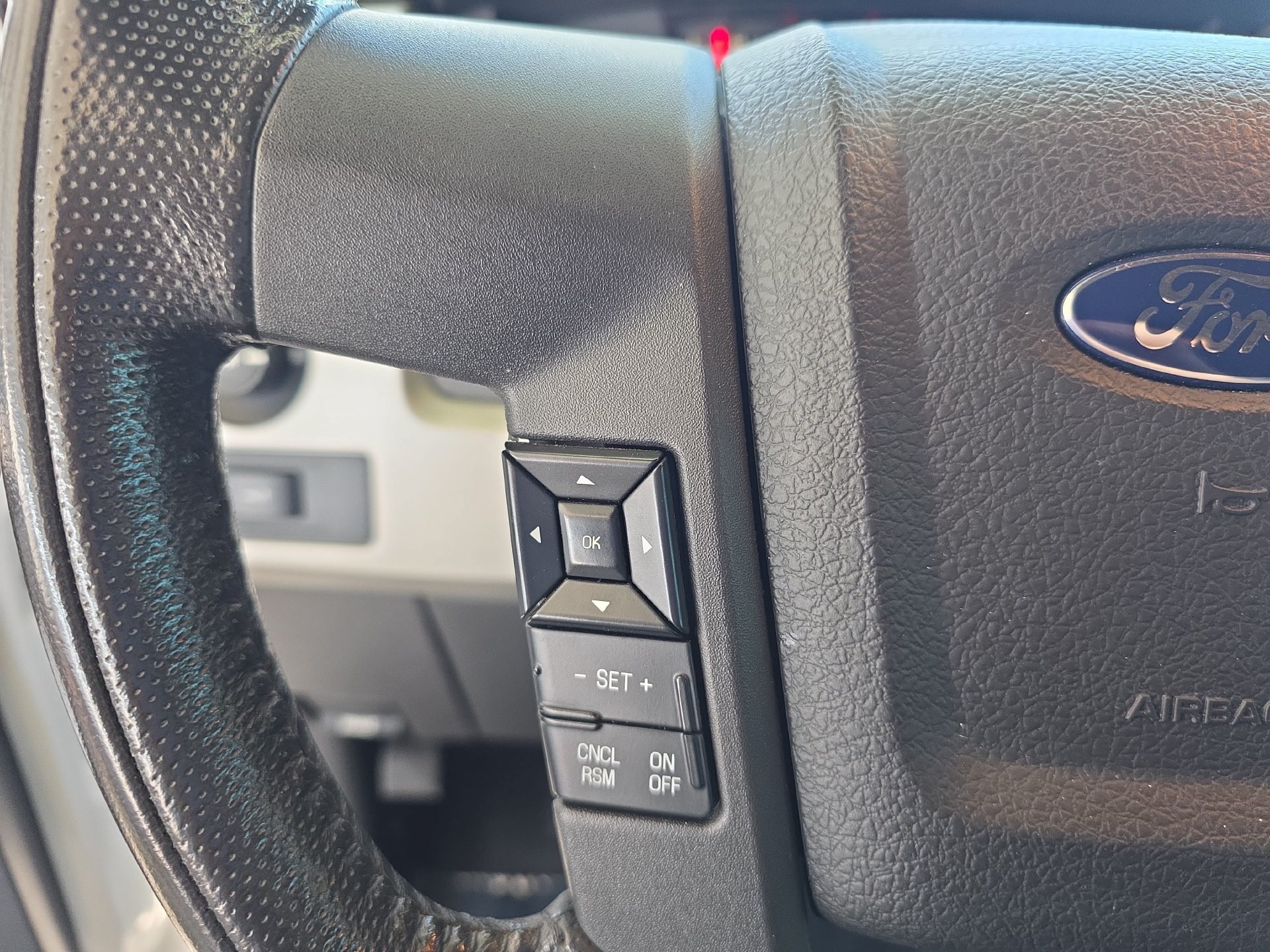 Used 2012 Ford F150 Raptor w/ Raptor Luxury Pkg AWD/4WD image 16