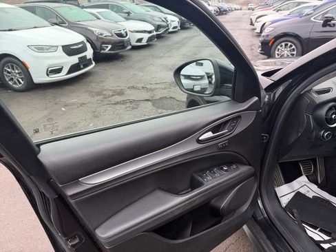 Used 2018 Alfa Romeo Stelvio Sport w/ Quick Order Package 22J Sport image 13