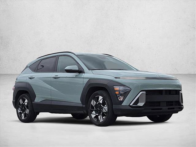 Used 2024 Hyundai Kona SEL FWD image 3