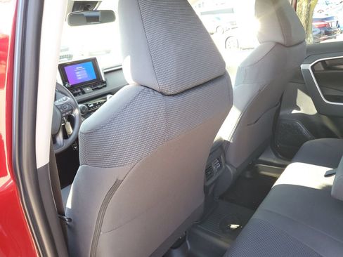 Used 2023 Toyota RAV4 LE FWD image 14