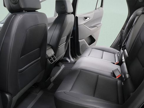 New 2026 Chevrolet Equinox LT FWD image 27