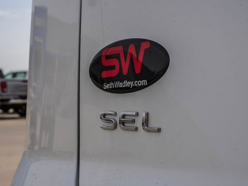 Used 2024 Volkswagen Atlas Cross Sport SEL R-Line image 13