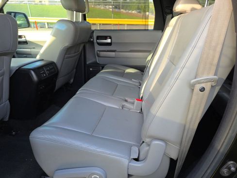 Used 2013 Toyota Sequoia Limited AWD/4WD image 16