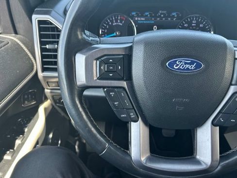 Used 2018 Ford Expedition Platinum AWD/4WD image 15