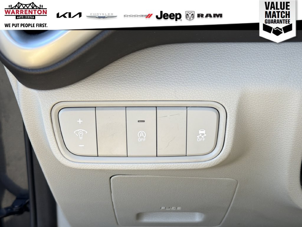 Used 2022 Kia Soul LX FWD image 17