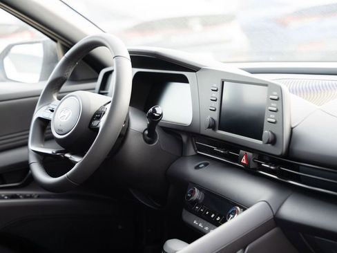 New 2025 Hyundai Elantra Sport image 11