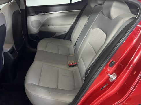 Used 2017 Hyundai Elantra SE FWD image 10