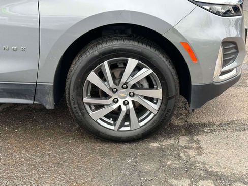 Used 2023 Chevrolet Equinox Premier image 6