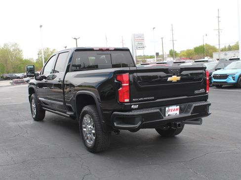 New 2026 Chevrolet Silverado 2500 High Country w/ Technology Package AWD/4WD image 5