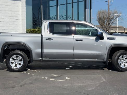 Used 2024 GMC Sierra 1500 SLE image 4
