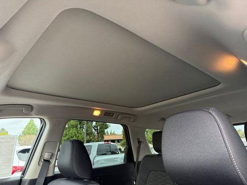 New 2025 Nissan Pathfinder SV w/ SV Premium Package image 15