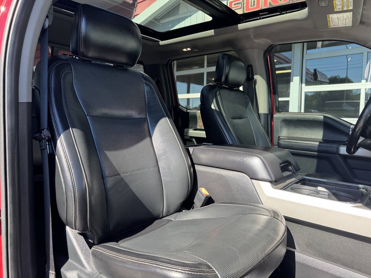 Used 2018 Ford F350 Lariat w/ Lariat Ultimate Package AWD/4WD image 41