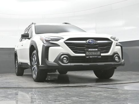 Used 2023 Subaru Outback Premium w/ Popular Package #1 AWD/4WD image 16